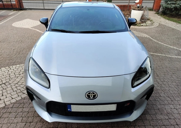 Toyota GR86 cena 137777 przebieg: 25602, rok produkcji 2022 z Warszawa małe 529